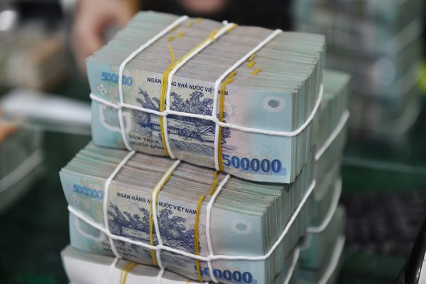 Lãi suất ngân hàng hôm nay 18/9/2026: Fintech đua hút tiền, trả tới 12,5%/năm