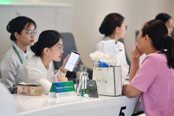 Lãi suất ngân hàng hôm nay 8/9/2026: Sau cộng thêm, lãi suất thực nhận 9,4%/năm