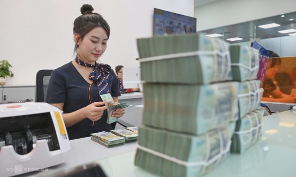 Lãi suất tăng, bảo hiểm nhân thọ hưởng lợi từ hơn 150.000 tỷ gửi ngân hàng