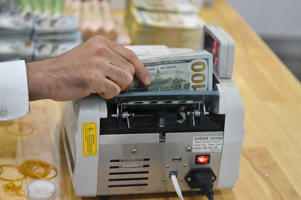 Lãi suất tiền gửi tăng, Phó Thống đốc chỉ ra điều đang dần thay đổi