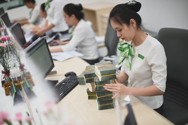 Lãi suất tiết kiệm đã tăng 11 tháng liên tiếp