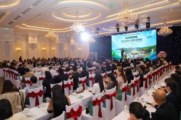 Lâm Đồng bàn giải pháp phát triển du lịch bền vững, hội nhập quốc tế