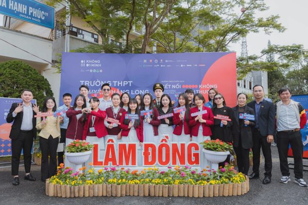 Lâm Đồng bảo vệ trẻ em trên không gian mạng