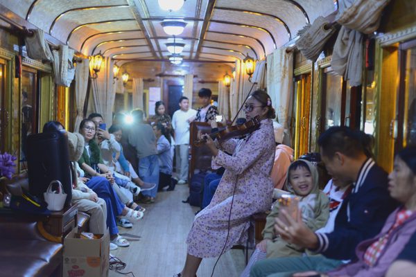 Lâm Đồng nghiên cứu thí điểm kinh tế đêm Đà Lạt, Phan Thiết