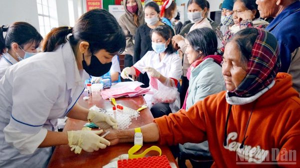Lâm Đồng phát động chiến dịch 60 ngày đêm khám sức khỏe miễn phí cho người dân