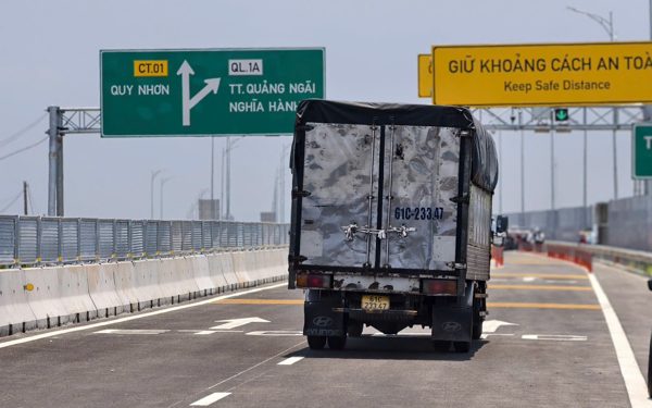 Làm gì để 'kéo' xe trở lại cao tốc?