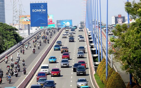 Làm gì khi người bán không đòi lại được biển số xe từ người mua?
