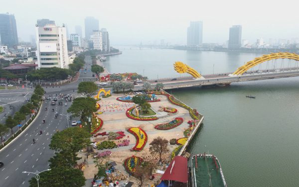Làm nút giao thông phía Tây cầu Rồng, nghiên cứu xây cầu mới qua sông Hàn