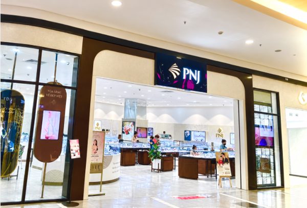 Làm rõ trách nhiệm của các tư vấn bán hàng trong vụ nữ kế toán PNJ tham ô 20 tỷ đồng