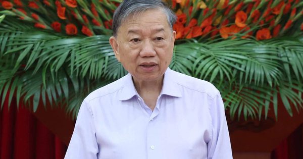 Làm sâu sắc bài học dựa vào nhân dân trong tổng kết 100 năm Đảng lãnh đạo cách mạng Việt Nam