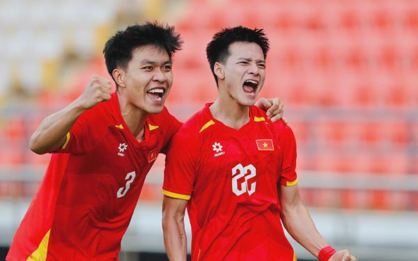 Lần đầu tiên, bóng đá Việt Nam thực sự ở 'mâm trên' tại Asiad