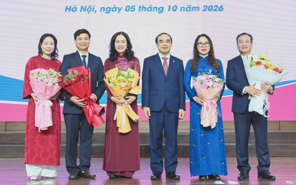 Lần đầu tiên Đại học Y Hà Nội có đủ 6 thành viên ban giám hiệu