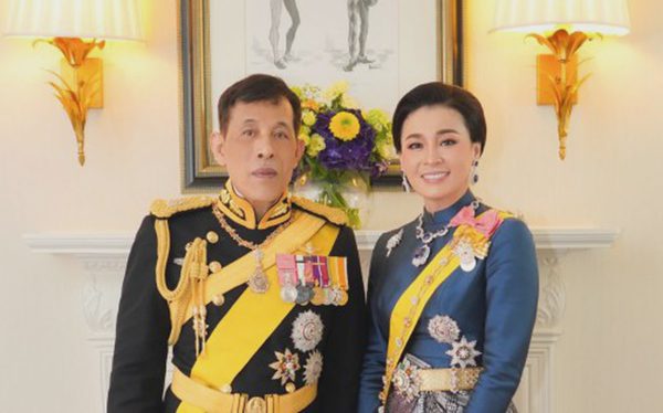 Lần đầu tiên Nhà Vua Thái Lan và Hoàng hậu thăm Việt Nam