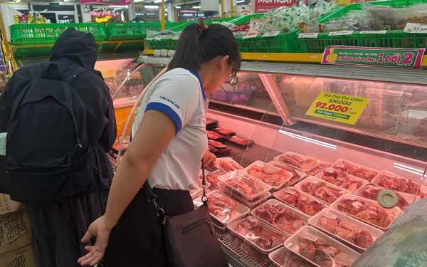 Làn sóng thịt nhập siêu rẻ: Vì sao đi nửa vòng trái đất giá vẫn thấp hơn hàng nội?