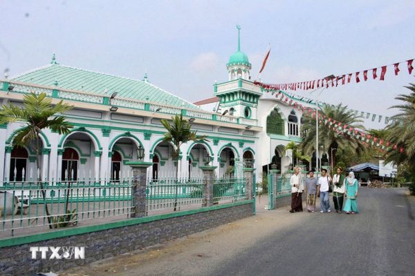Làng Chăm Châu Phong: Điểm đến hấp dẫn trên hành lang du lịch sông Mekong