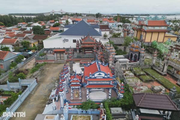 Lăng mộ  "chen chúc" bên biệt thự, khu dân cư ở các nghĩa địa sắp đóng cửa