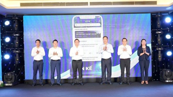 Lắng nghe dân, đồng hành cùng doanh nghiệp, mở lối thu hút đầu tư