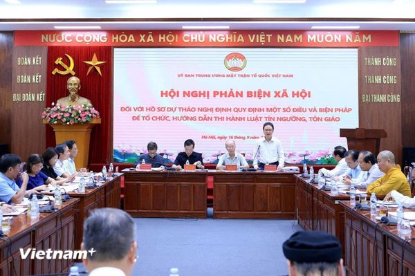 Lắng nghe tiếng nói thực tiễn để hoàn thiện pháp luật về tín ngưỡng, tôn giáo