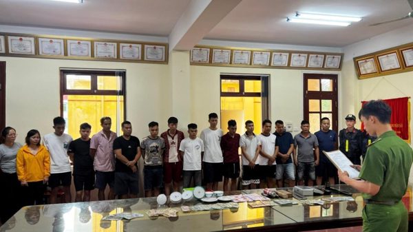 Lạng Sơn triệt phá sới bạc khủng giữa rừng