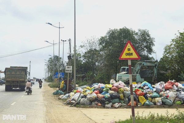 Lãnh đạo, cán bộ ở Thanh Hóa mỗi tuần dành một ngày dọn vệ sinh môi trường