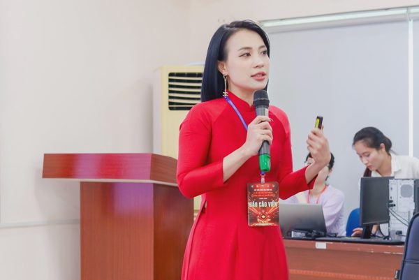 Lãnh đạo FPT Schools chia sẻ giải pháp đo năng lực số cho học sinh bằng AI