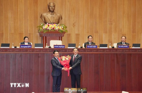 Lãnh đạo Việt Nam gửi Thư chúc mừng lãnh đạo Cộng hòa Dân chủ Nhân dân Lào