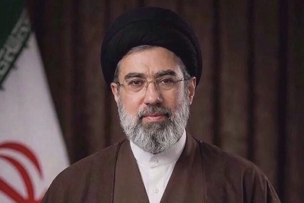 Lãnh tụ Tối cao Iran ủng hộ mở lại eo biển Hormuz