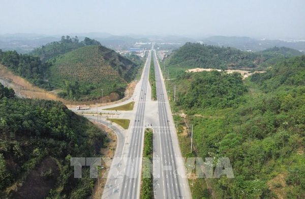 Lào Cai tăng tốc phát triển, phấn đấu GRDP năm 2026 đạt khoảng 10,1%