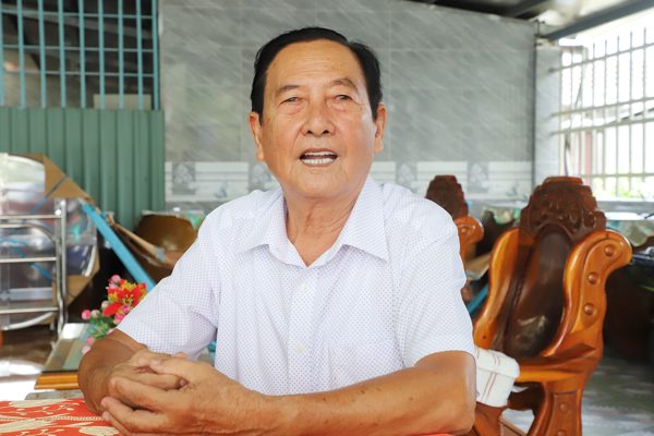 Lão nông 82 tuổi ở Cần Thơ thu lãi 5 tỷ đồng/năm từ vườn sầu riêng
