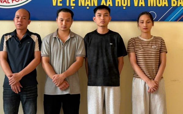 Lập nhiều tài khoản ngân hàng rồi sang Campuchia 'quét mặt', 2 người bị khởi tố về tội rửa tiền