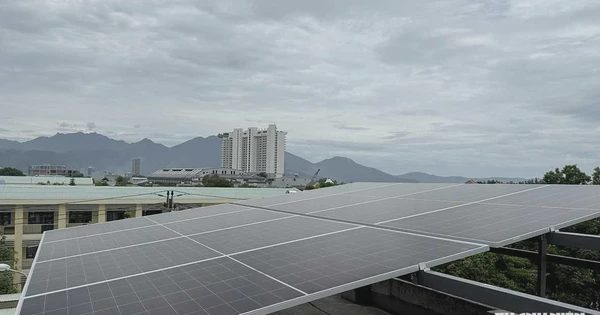 Lắp pin mặt trời nên quay về hướng nào để tạo ra nhiều điện nhất?