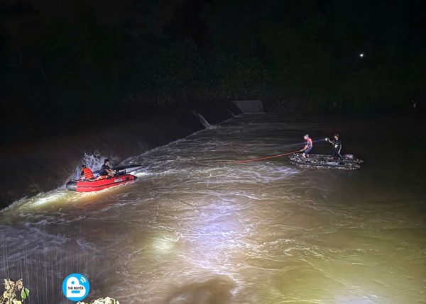 Lật thuyền ở Thái Nguyên, 3 người mất tích