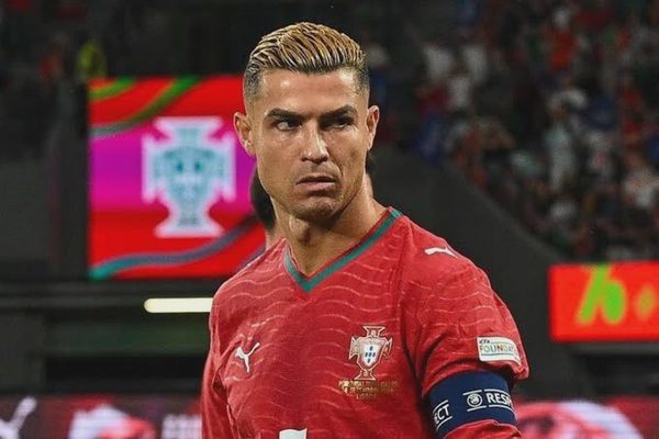 LĐBĐ Bồ Đào Nha ra thông điệp quan trọng về C.Ronaldo giữa lúc điều tra