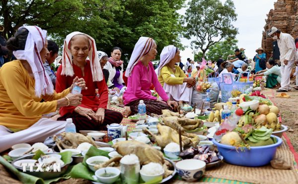 Lễ hội Katê: Những yếu tố độc đáo làm nên một lễ hội "độc nhất vô nhị"