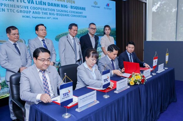 Lễ ký kết hợp tác toàn diện giữa Tập đoàn TTC và Liên danh NIG - Bsquare