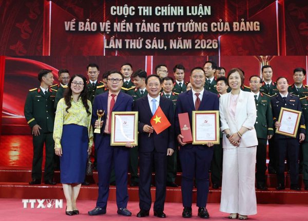 Lễ trao giải Cuộc thi chính luận về bảo vệ nền tảng tư tưởng của Đảng lần thứ 6