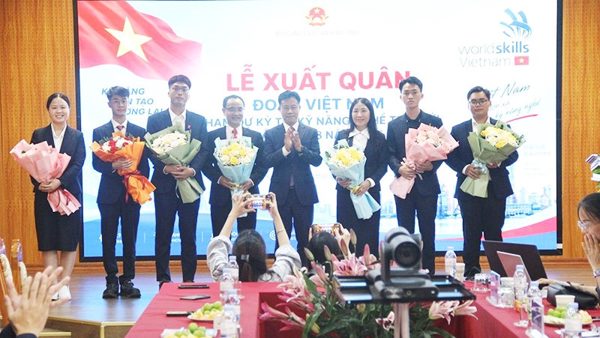 Lễ xuất quân Đoàn Việt Nam tham dự Kỳ thi Kỹ năng nghề thế giới lần thứ 48