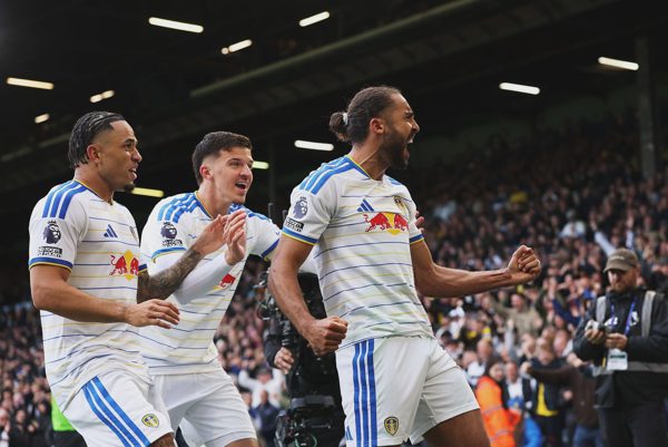 Leeds 1-1 Man Utd (hiệp 2): Calvert-Lewin gỡ hòa