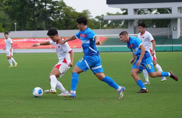 Lịch thi đấu bóng đá hôm nay 22/9: U23 Việt Nam đối đầu Ubzekistan