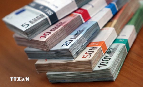 Liên minh châu Âu giải ngân gần 3 tỷ euro hỗ trợ kinh tế cho Ukraine
