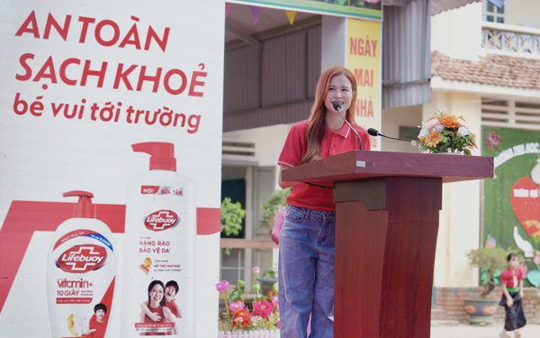 Lifebuoy tiếp sức học sinh vùng cao toàn, sạch khỏe đến trường