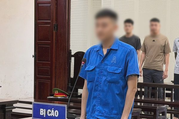 Lĩnh 22 năm 6 tháng tù vì mua bán ma túy, tàng trữ súng và pháo nổ