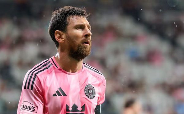 Lionel Messi đạt thỏa thuận mua lại CLB hạng nhì Tây Ban Nha