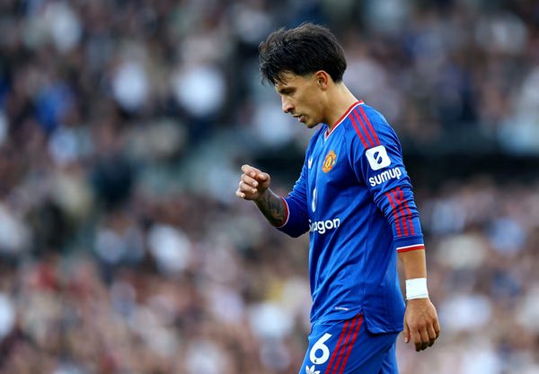 Lisandro Martinez xin lỗi vì chỉ trích Man Utd, có thể thoát án phạt