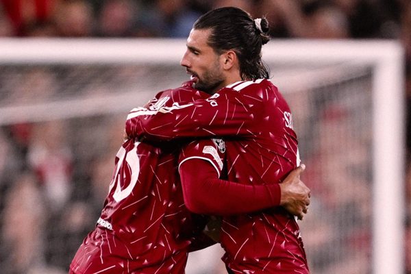 Liverpool ngược đánh bại Atletico ở trận ra quân Cúp C1