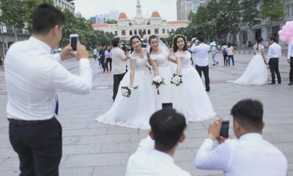 Lo âu, mất ngủ vì áp lực phải có 'nhà, xe' trước cưới