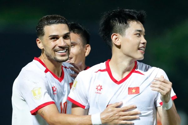 Lo cho tuyển Việt Nam trước FIFA ASEAN Cup
