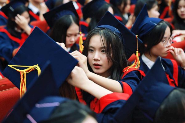 Lộ diện 3 thủ khoa cùng tốt nghiệp điểm tuyệt đối ĐH Bách khoa Hà Nội