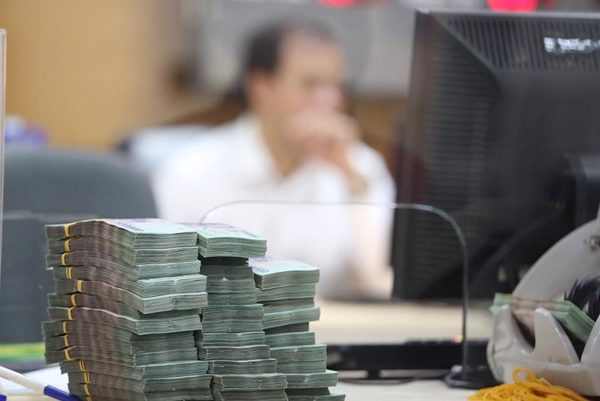 Lộ diện 8 ngân hàng muốn huy động 5,4 tỷ USD
