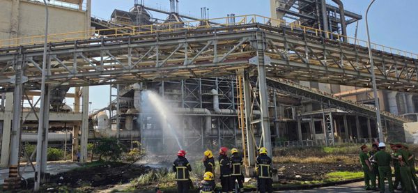 Lò gió nóng tại Formosa Hà Tĩnh gặp sự cố
